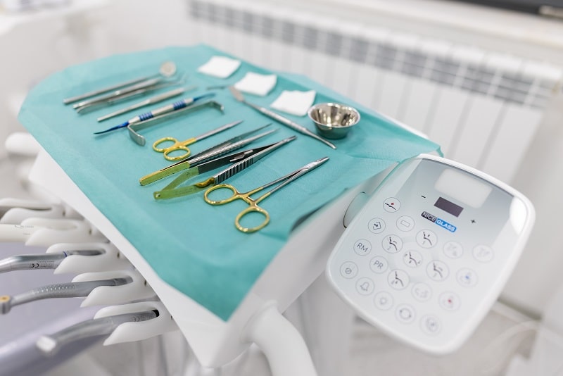 Der strenge Hygienekreislauf in der Zahnarztpraxis muss eingehalten werden